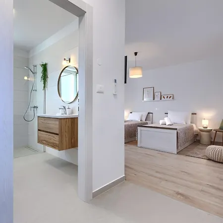 Villa Jolanda By Interhome