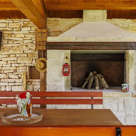 Jolanda By Interhome *