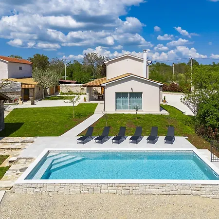 Villa Jolanda By Interhome Žminj