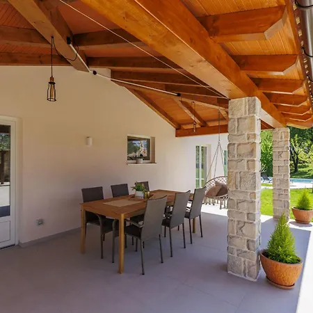 Jolanda By Interhome Žminj