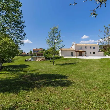 Jolanda By Interhome Villa