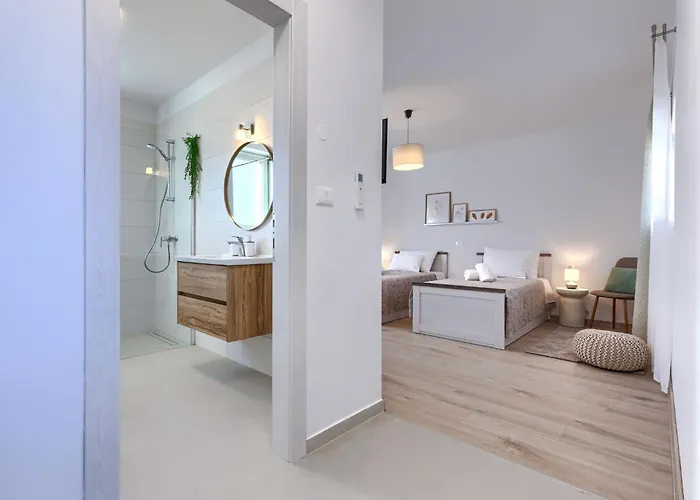 Villa Jolanda By Interhome