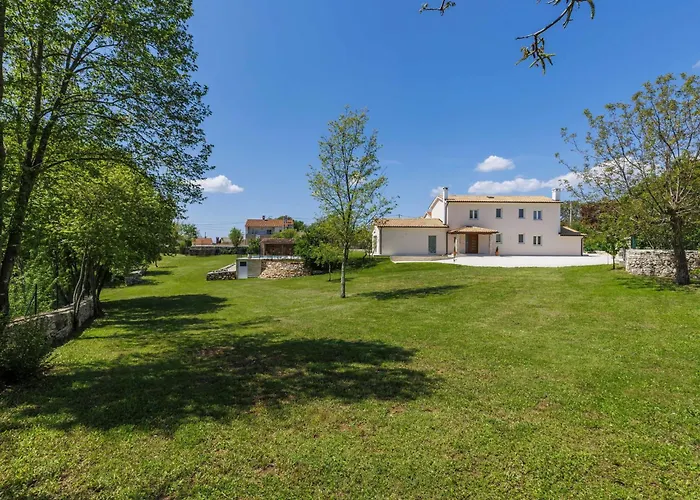 Jolanda By Interhome Villa