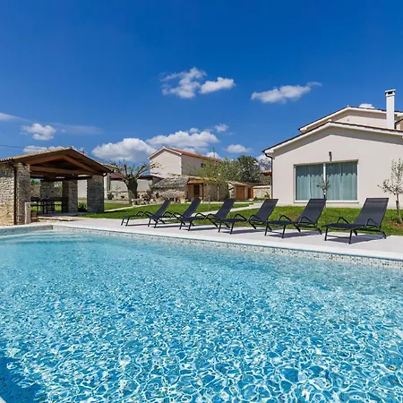 Jolanda By Interhome * Žminj