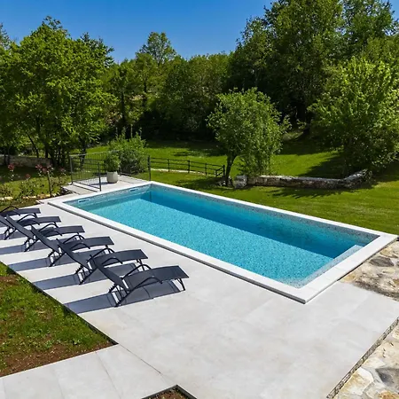 Jolanda By Interhome Žminj