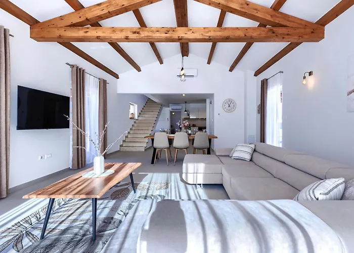 Jolanda By Interhome Villa