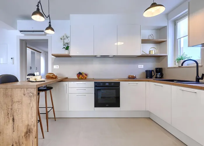 Villa Jolanda By Interhome