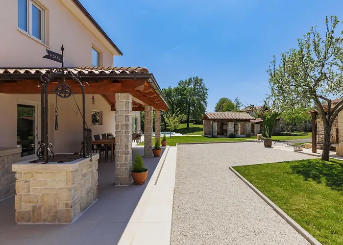 Jolanda By Interhome